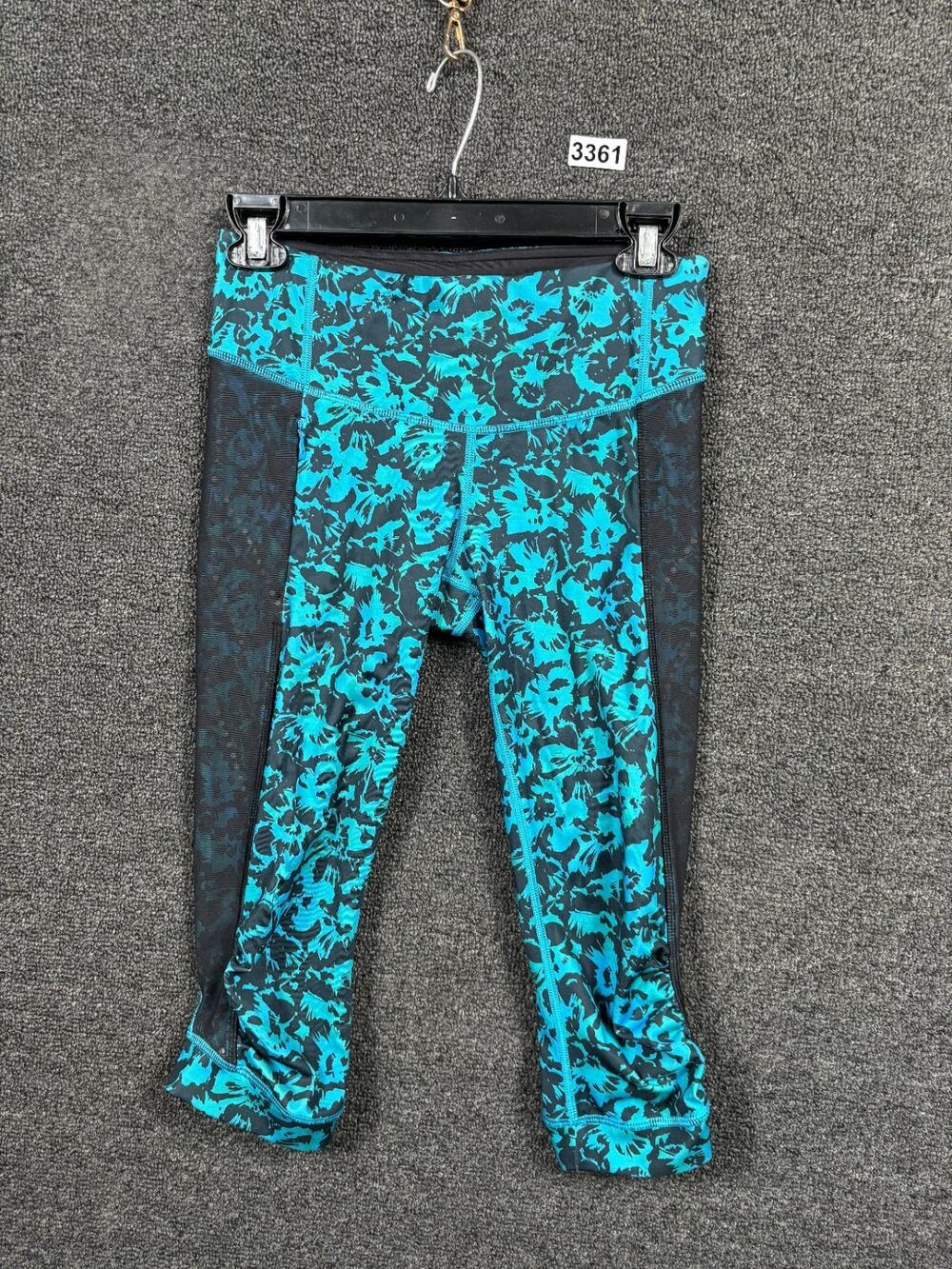 Lululemon Stop At Nothing Capri Leggings Womens 4 Blue Green Geometric Gym Train